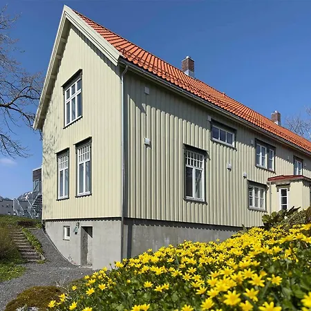 Lofoten Sommerhotell Og Vandrerhjem Kabelvåg Exterior photo