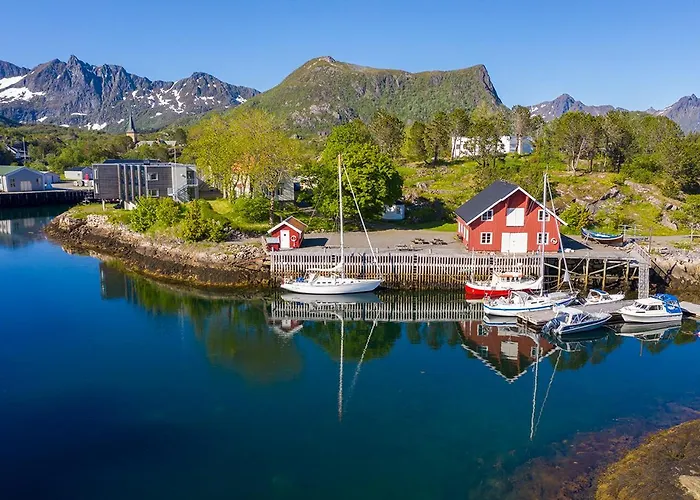 Lofoten Sommerhotell Og Vandrerhjem